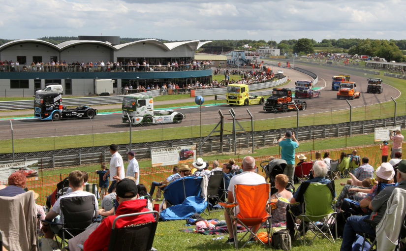 Thruxton serves up scorching weekend of BARC championship action