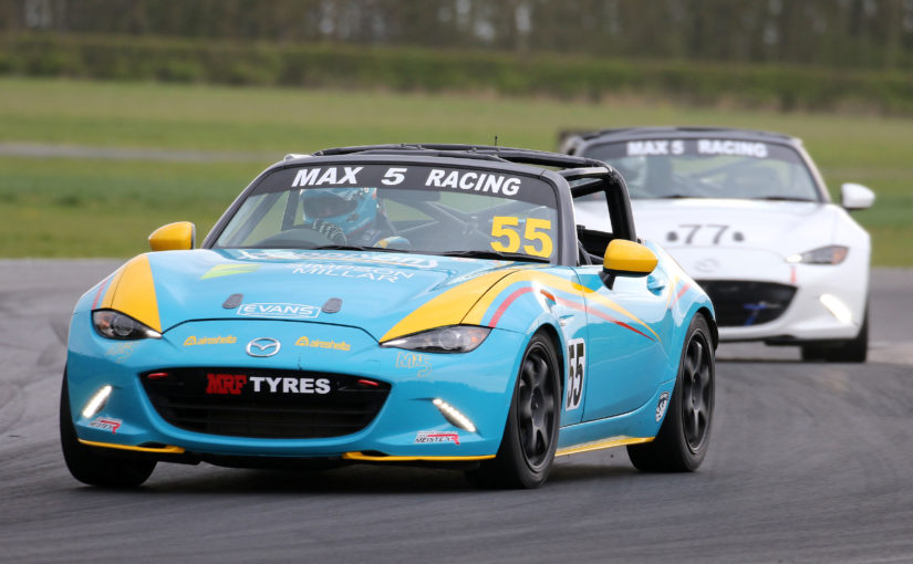 Cadwell Park plays host to memorable BARC race day