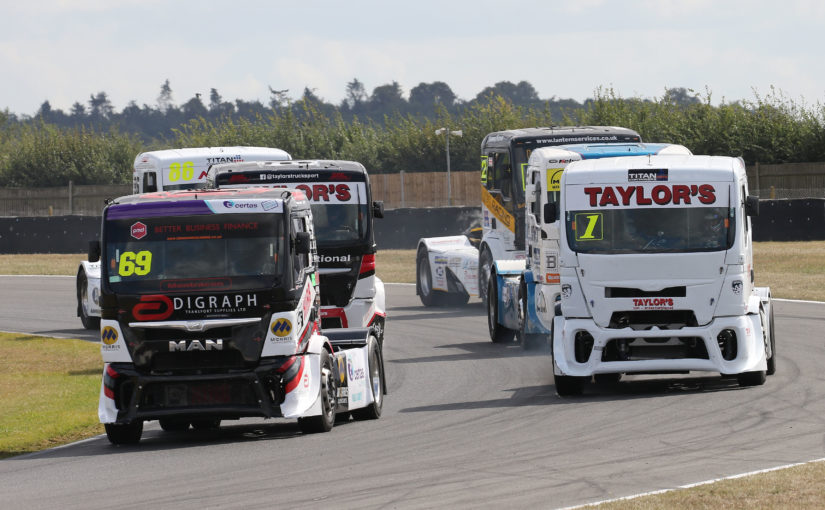 BARC takes centre stage at action-packed Snetterton spectacle