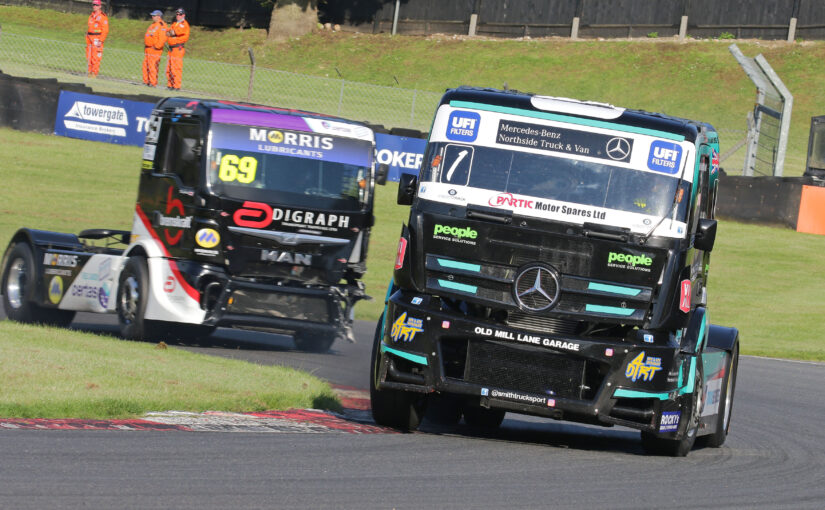 BARC championships deliver action-packed weekend to remember at Brands Hatch