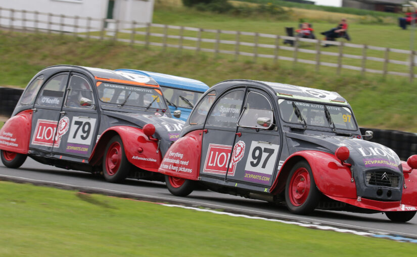 Championship trio take centre stage to star at Mallory Park
