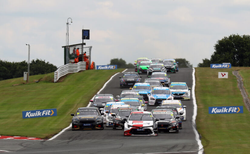 Blockbuster BTCC battle heads north of the border to Knockhill