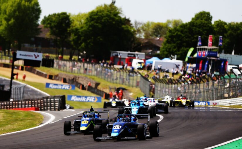 TOCA support package makes a splash at Brands Hatch