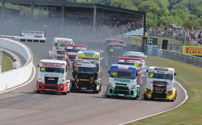 BARC produces Thruxton thriller at Convoy on the Plain