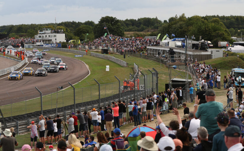 BTCC title race hots up at Thruxton as Dan Cammish, Ash Sutton and Josh Cook win