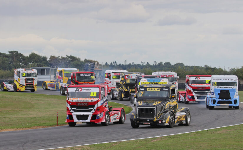 BARC championships delivers spectacular Snetterton show