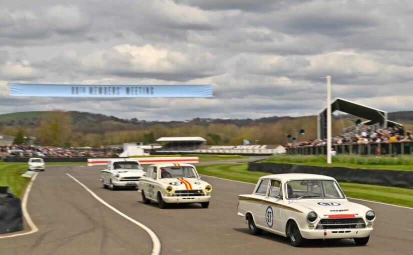 Goodwood rolls back the years at all-action 80th Members’ Meeting