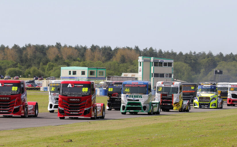 BARC enjoys fun in the sun at Pembrey and Convoy Cymru