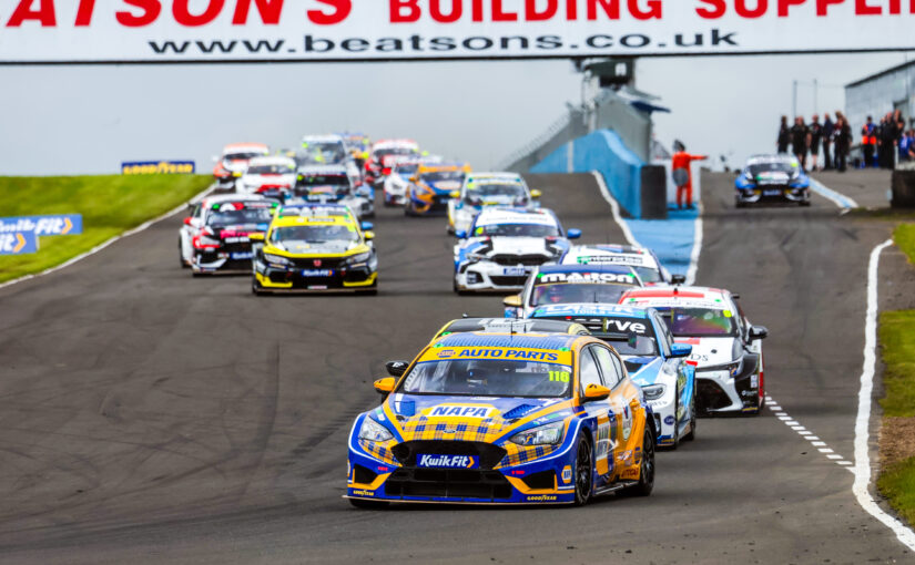Jake Hill and Ashley Sutton blast to BTCC wins at wet and wild Knockhill