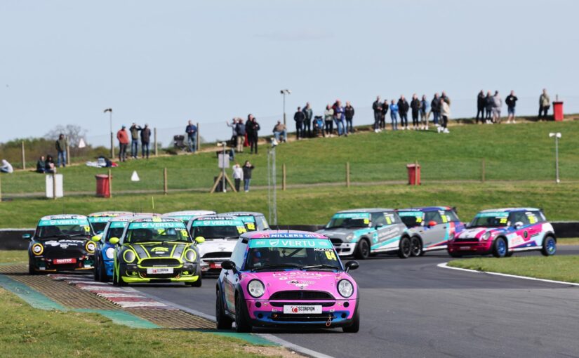 Snetterton delivers all-action BARC race weekend