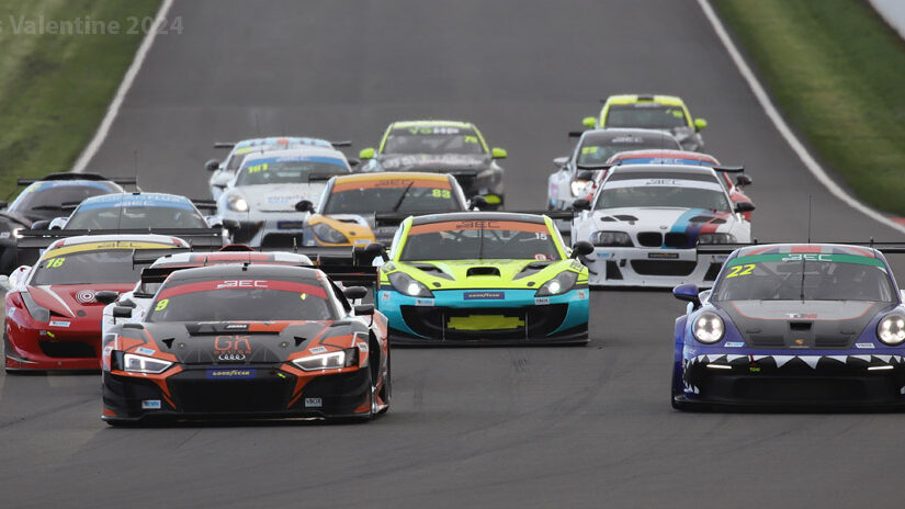 Donington Park plays host to thrilling BARC 2024 season-opener