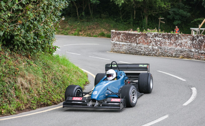 Willis: The Wizard of Bouley Bay