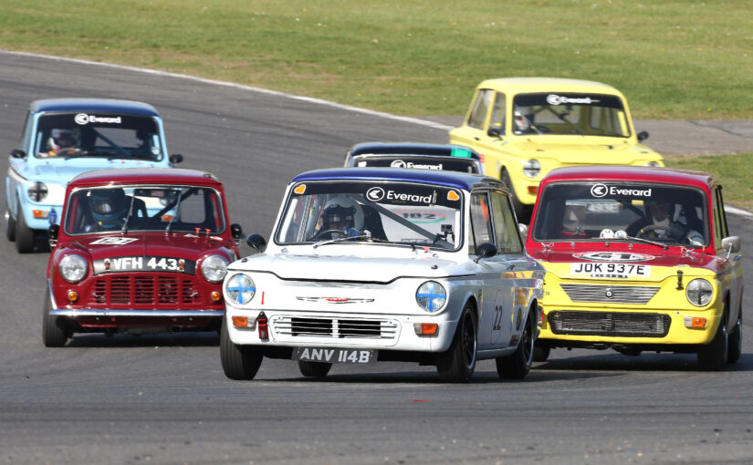 BARC is Back – racing resumes this weekend!